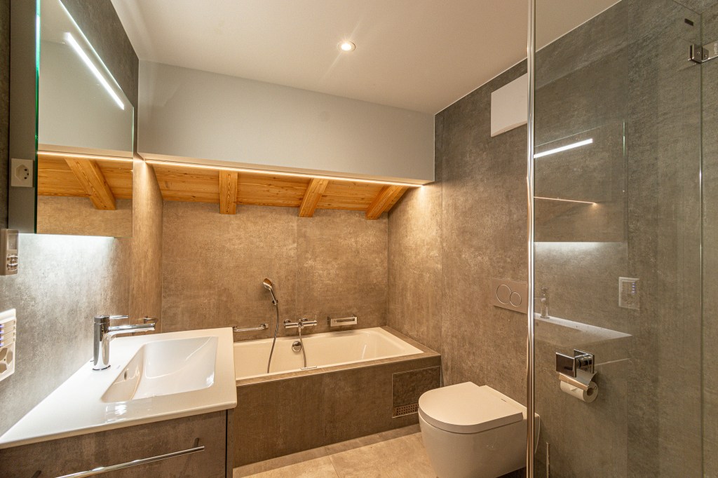 Ski-in Ski-out apartment in Saas-Fee, Switzerland 