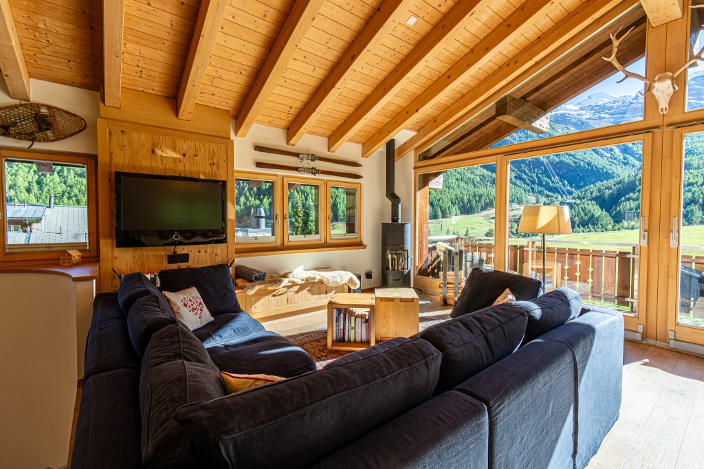 Chalet Anna Ski in, Ski out Saas-Fee Switzerland