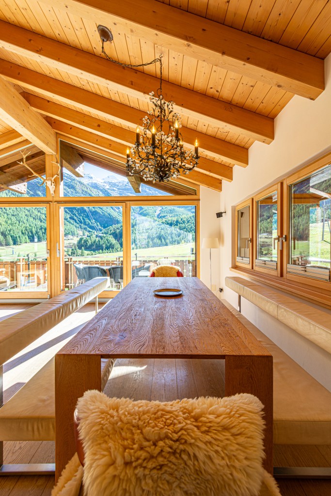 Chalet Anna Ski in, Ski out Saas-Fee Switzerland
